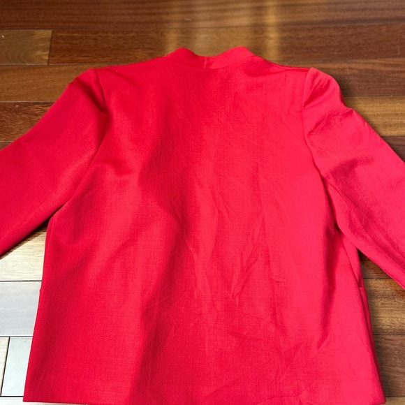 D’allairds Vintage Red Blazer - Picture 5 of 5